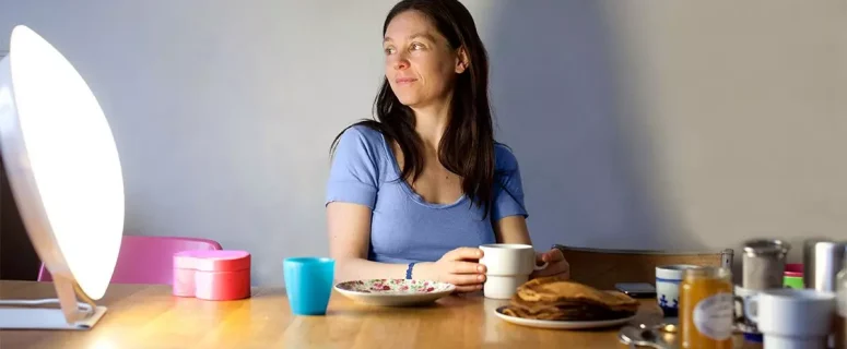 Brightening Your Mood: The Benefits of Light Therapy for Seasonal Affective Disorder